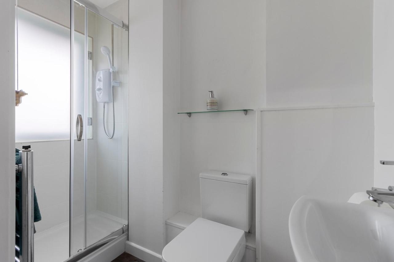 Exeter City Centre Apartments Baxter Apartment Bagian luar foto